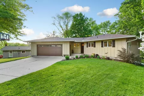 920 3rd St NE, Faribault, MN 55021
