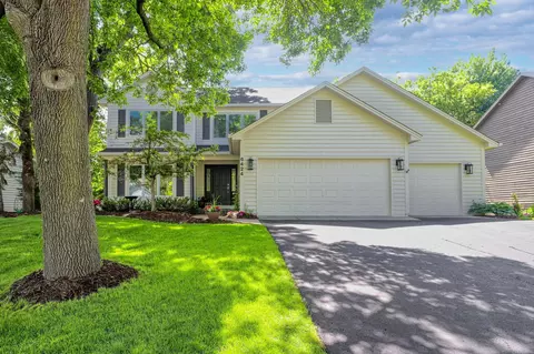6424 Alexander Ct, Eden Prairie, MN 55346