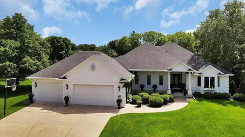 826 Coborn Ct, Sartell, MN 56377