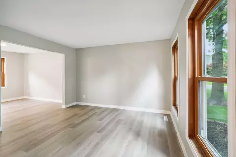 4481 N Mallard Trl, Eagan, MN 55122 photo 6