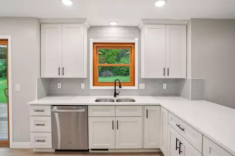 4481 N Mallard Trl, Eagan, MN 55122 photo 11