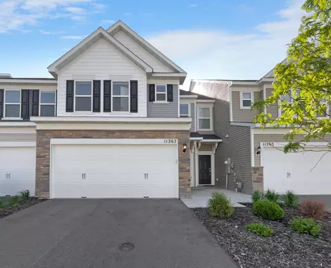 11267 Crestbury Dr, Woodbury, MN 55129