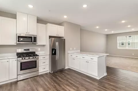 1663 Windigo Ln, Shakopee, MN 55379 photo 7