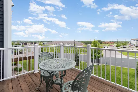 1663 Windigo Ln, Shakopee, MN 55379 photo 9