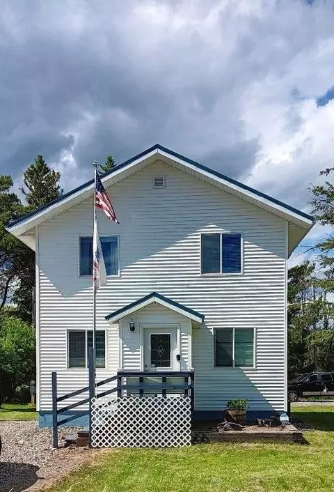196 E 2nd Ave, Mcgregor, MN 55760