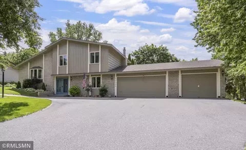 13300 Lakeview Dr, Burnsville, MN 55337