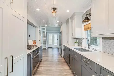 3090 Fairview Rd SW, Prior Lake, MN 55372