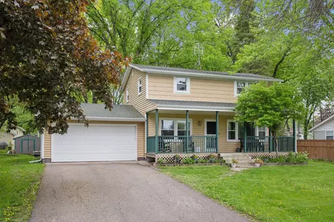 9134 Rice Lake Rd, Maple Grove, MN 55369