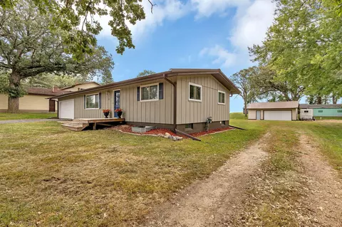 1011 2nd St N, Brownton, MN 55312