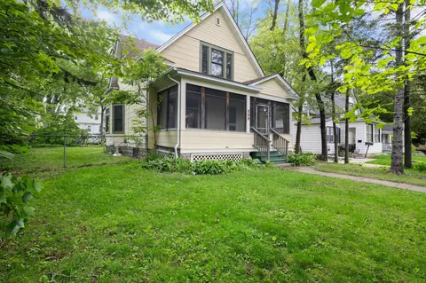 755 Manomin Ave, Saint Paul, MN 55107