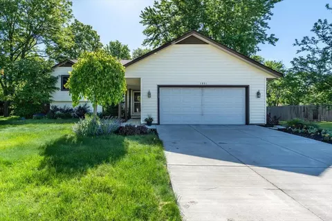 1882 Sunrise Ct, Eagan, MN 55122