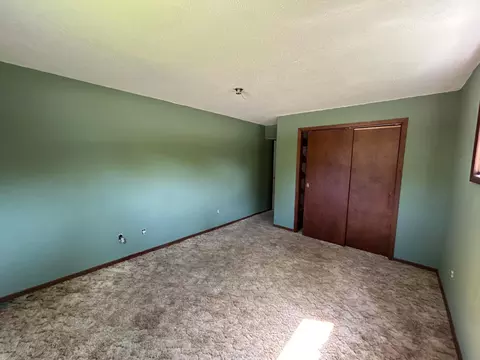 250 W Thielke Ave, Appleton, MN 56208 photo 9