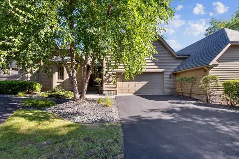 4735 Bouleau Rd, White Bear Lake, MN 55110