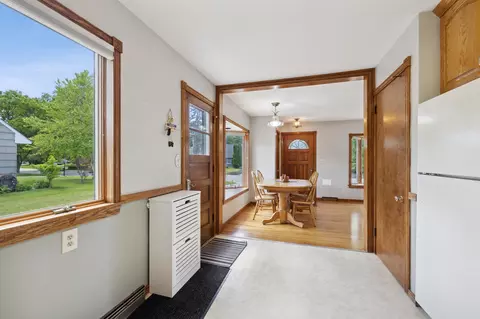 8225 Thomas Ave S, Bloomington, MN 55431 photo 12