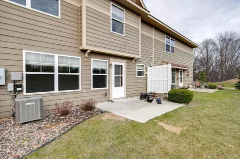 3477 Chestnut Ln, Eagan, MN 55123 photo 24