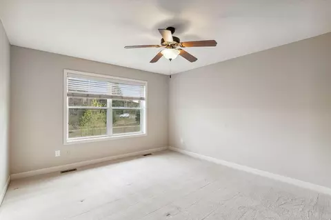 3477 Chestnut Ln, Eagan, MN 55123 photo 15