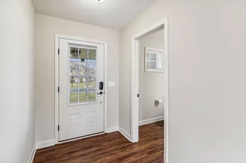3477 Chestnut Ln, Eagan, MN 55123 photo 7