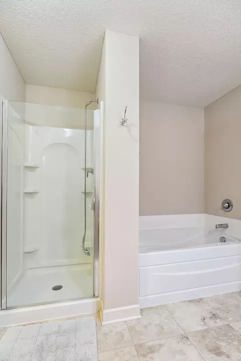 3477 Chestnut Ln, Eagan, MN 55123 photo 18