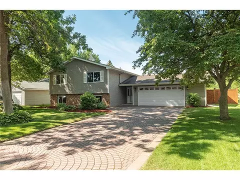 6543 Meadowlark Ln N, Maple Grove, MN 55369