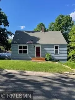 4854 Bedford Rd, Mound, MN 55364
