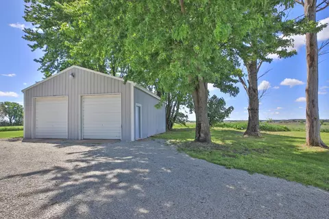 6255 Kenyon Blvd, Faribault, MN 55021 photo 3