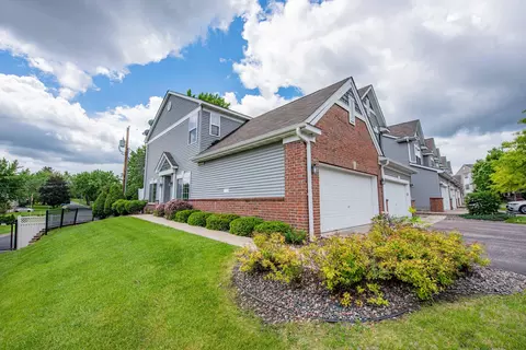 7733 Elm Grove Ave, New Hope, MN 55428