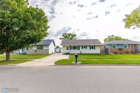 305 N Main St N, Dilworth, MN 56529