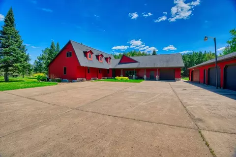 11216 Town Line Rd, Hibbing, MN 55746