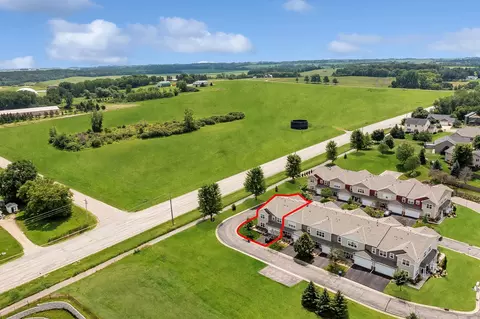 272 Emory Ln SE, Rochester, MN 55904