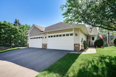 302 23rd Ct S, South Saint Paul, MN 55075