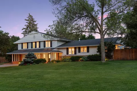 6213 Idylwood Ln, Edina, MN 55436