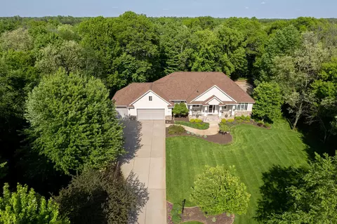 21001 Wintergreen St NW, Oak Grove, MN 55011