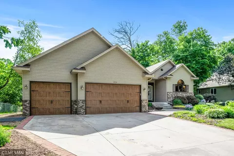 6554 Whitetail Trl, Lino Lakes, MN 55038