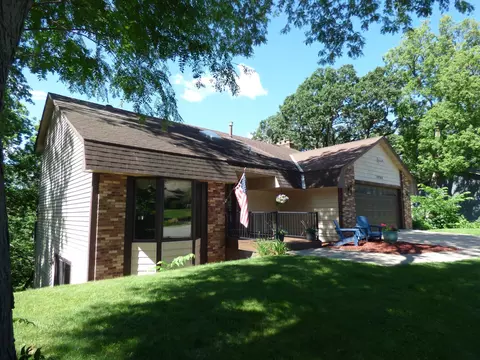 10769 Hopkins Cir S, Bloomington, MN 55420