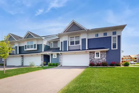 8702 Parkington Ave NE, Otsego, MN 55330