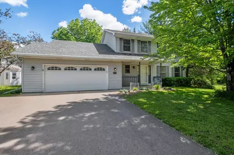2359 Heights Ave E, Maplewood, MN 55119