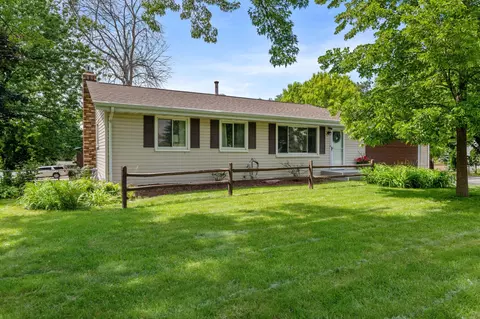3251 Donald Ave, Eagan, MN 55121