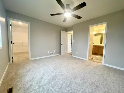 554 9th St, Wanamingo, MN 55983 photo 11