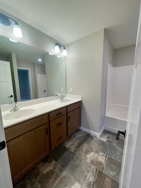 554 9th St, Wanamingo, MN 55983 photo 13