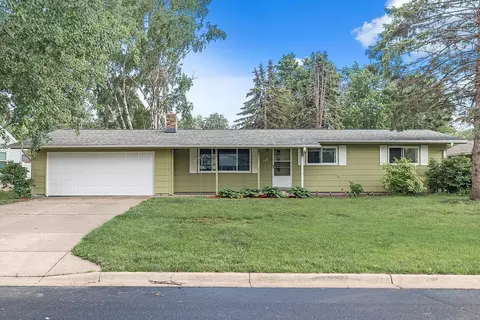 1936 Kingston Ave E, Maplewood, MN 55109