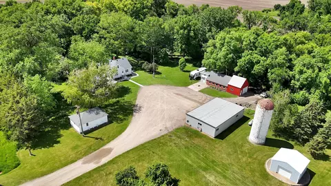 15000 195th Ave SE, Lake Lillian, MN 56253