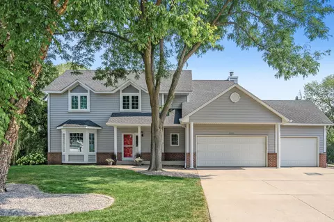 18370 37th Pl N, Plymouth, MN 55446