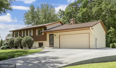 13379 Ferris Ave, Apple Valley, MN 55124