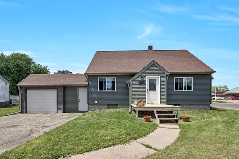 1000 W Lyon Ave, Lake City, MN 55041