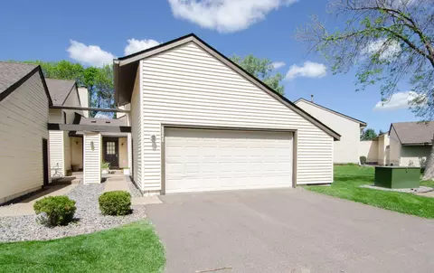 3542 Brookdale Dr N, Brooklyn Park, MN 55443