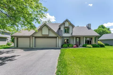 129 Chancery Ln, Mankato, MN 56001