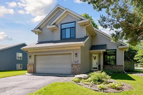 1447 Mcknight Cir, Victoria, MN 55386