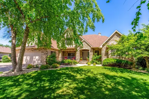 7043 105th Trl N, Brooklyn Park, MN 55445