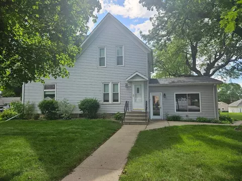 310 2nd Ave, Armstrong, IA 50514