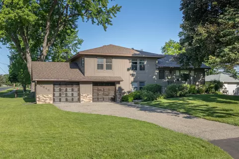 10348 Clinton Ave S, Bloomington, MN 55420